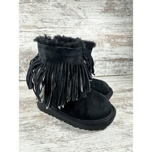 Toddler UGG Classic Short II Fringe Black Boots Sz 7 EUC!